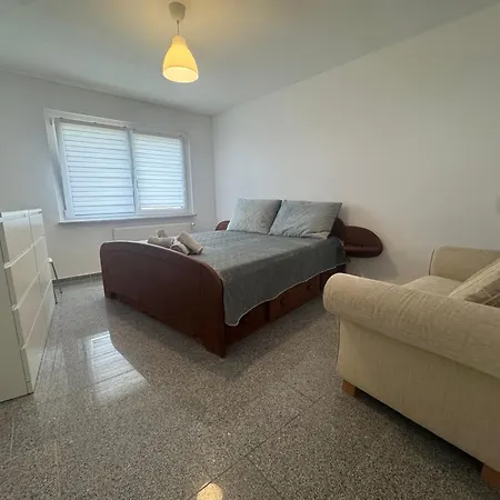 Modernes 2 Min Zum Hbf Muelheim