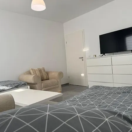 Modernes 2 Min Zum Hbf Muelheim Lejlighed *