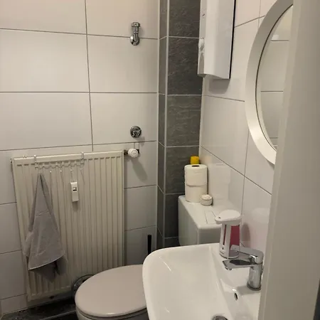 Lejlighed Modernes 2 Min Zum Hbf Muelheim *